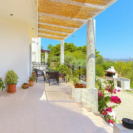 Dipasquale Apartment Faliraki
